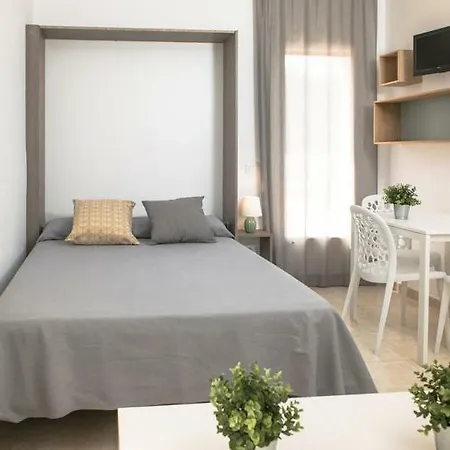 Benelux Apartment